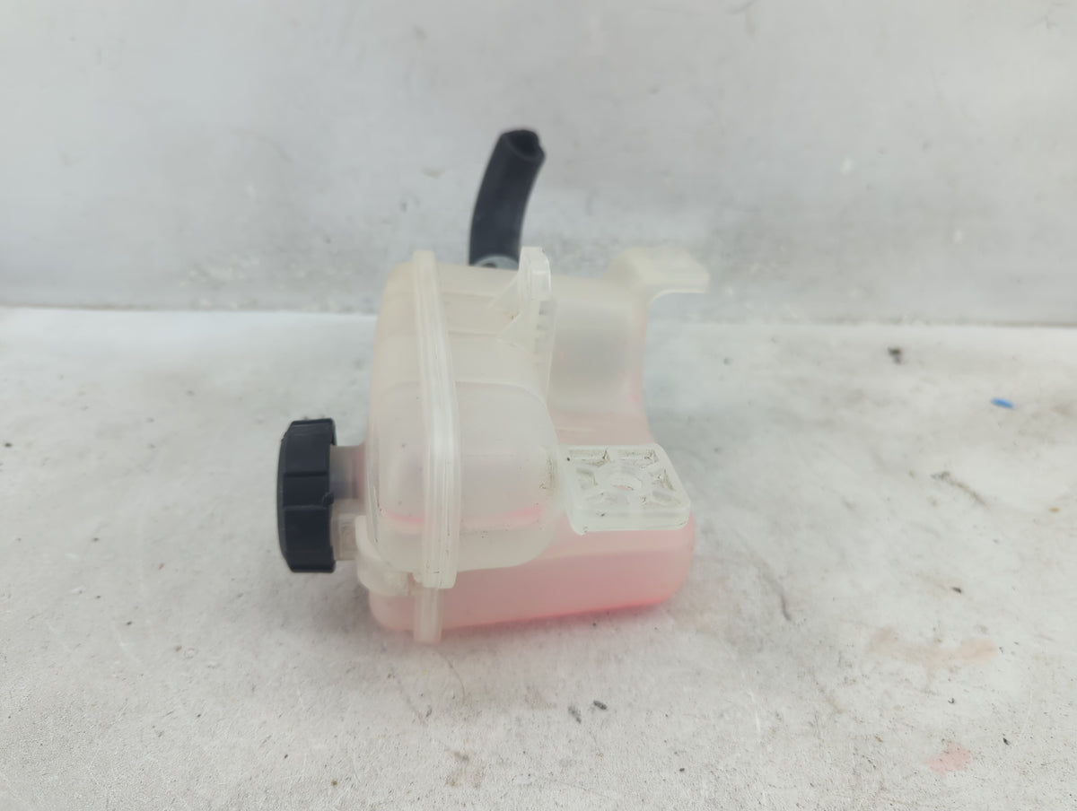 2022 Hyundai Elantra Radiator Coolant Overflow Expansion Tank Bottle - Oemusedautoparts1.com