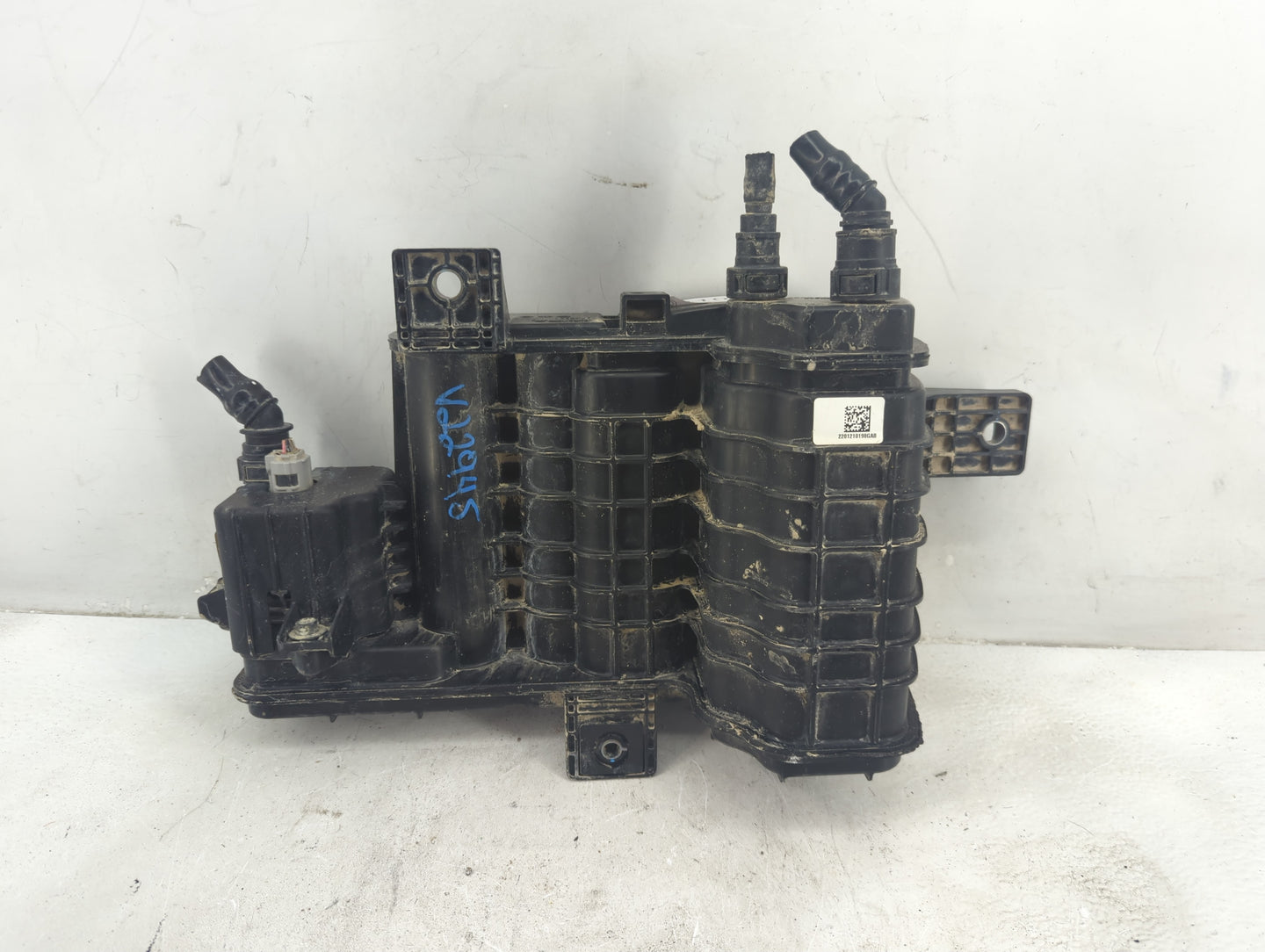 2022 Hyundai Elantra Fuel Vapor Charcoal Canister - Oemusedautoparts1.com
