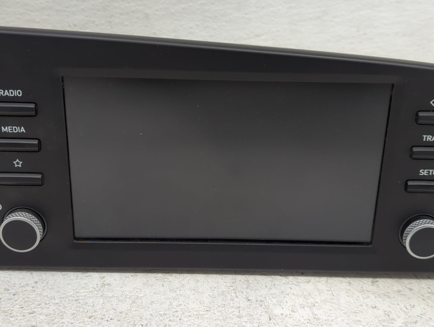 2021-2022 Hyundai Elantra Radio AM FM Cd Player Receiver Replacement P/N:96160-BY090LS5 Fits Fits 2021 2022 OEM Used Auto Pa