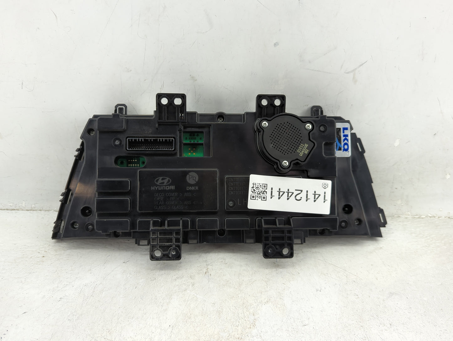 2021-2022 Hyundai Elantra Instrument Cluster Speedometer Gauges P/N:94021-AA130 Fits Fits 2021 2022 OEM Used Auto Parts - Oe