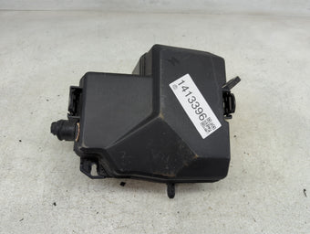 compare product 2021-2022 Hyundai Elantra Fusebox Fuse Box Panel Relay Module Fits Fits 2021 2022 OEM Used Auto Parts