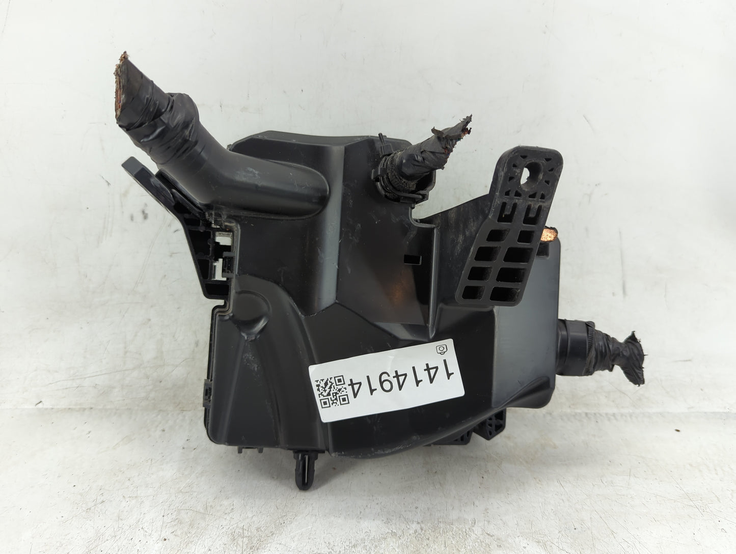 2021-2022 Hyundai Elantra Fusebox Fuse Box Panel Relay Module P/N:91956-AA020 Fits Fits 2021 2022 OEM Used Auto Parts - Oemu