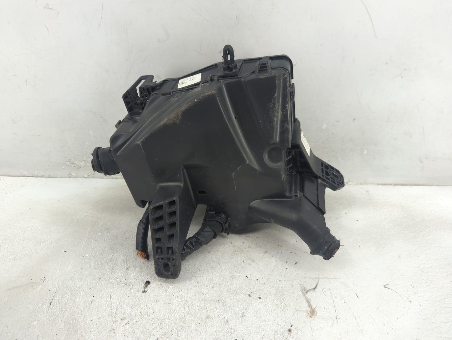 2021-2022 Hyundai Elantra Fusebox Fuse Box Panel Relay Module P/N:91956-AA020 Fits Fits 2021 2022 OEM Used Auto Parts - Oemu