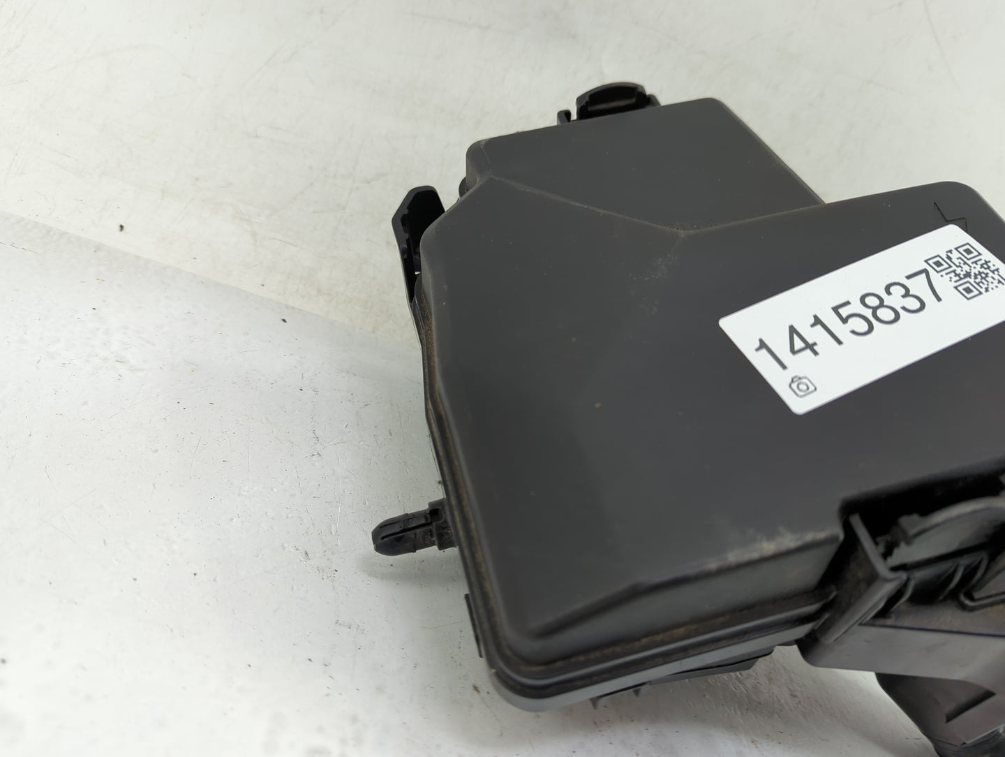 2021-2022 Hyundai Elantra Fusebox Fuse Box Panel Relay Module Fits Fits 2021 2022 OEM Used Auto Parts - Oemusedautoparts1.co
