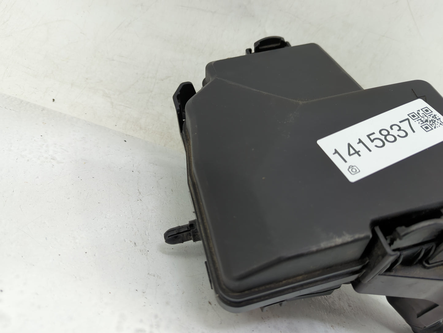 2021-2022 Hyundai Elantra Fusebox Fuse Box Panel Relay Module Fits Fits 2021 2022 OEM Used Auto Parts - Oemusedautoparts1.co