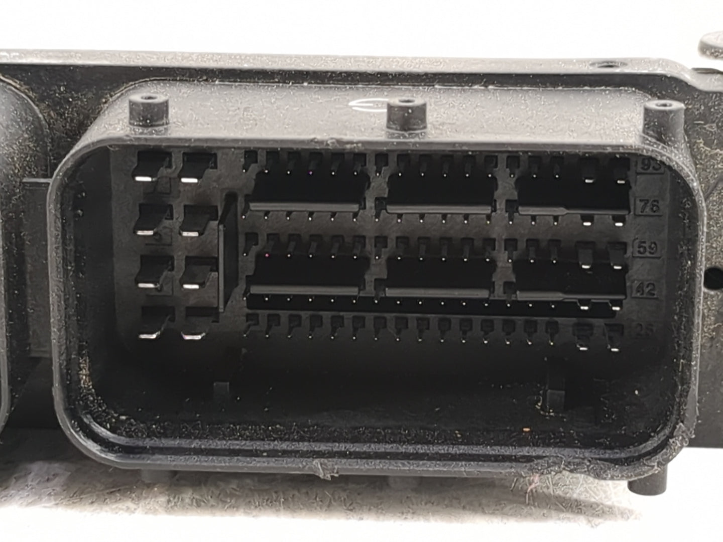 2021-2022 Hyundai Elantra PCM Engine Control Computer ECU ECM PCU OEM P/N:39121-2MCN1 Fits Fits 2021 2022 OEM Used Auto Part