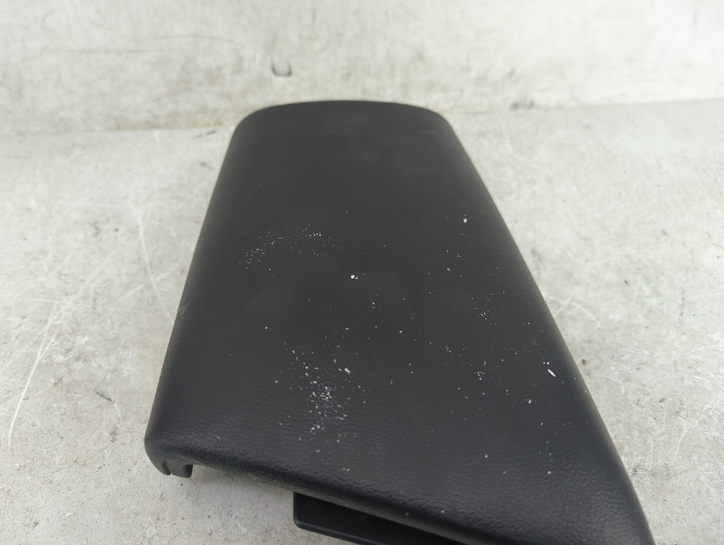 2022 Hyundai Elantra Center Console Armrest Cover Lid Fits OEM Used Auto Parts - Oemusedautoparts1.com
