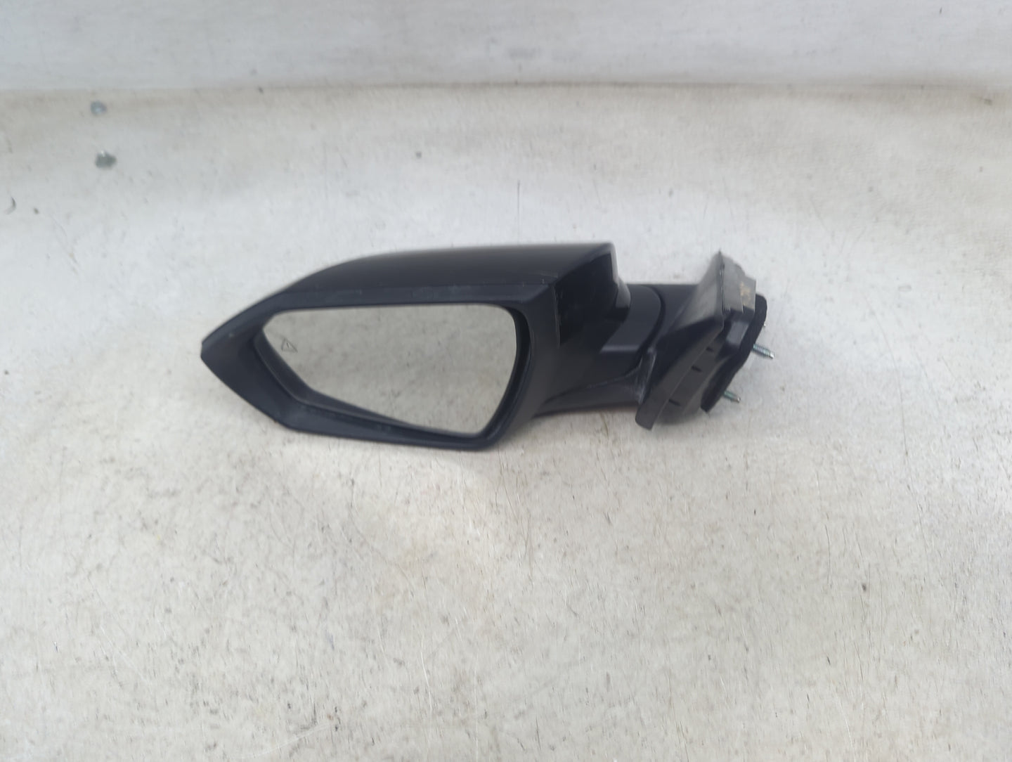 2021-2022 Hyundai Elantra Driver Side View Mirror - Left Door Mirror OEM Used - Oemusedautoparts1.com