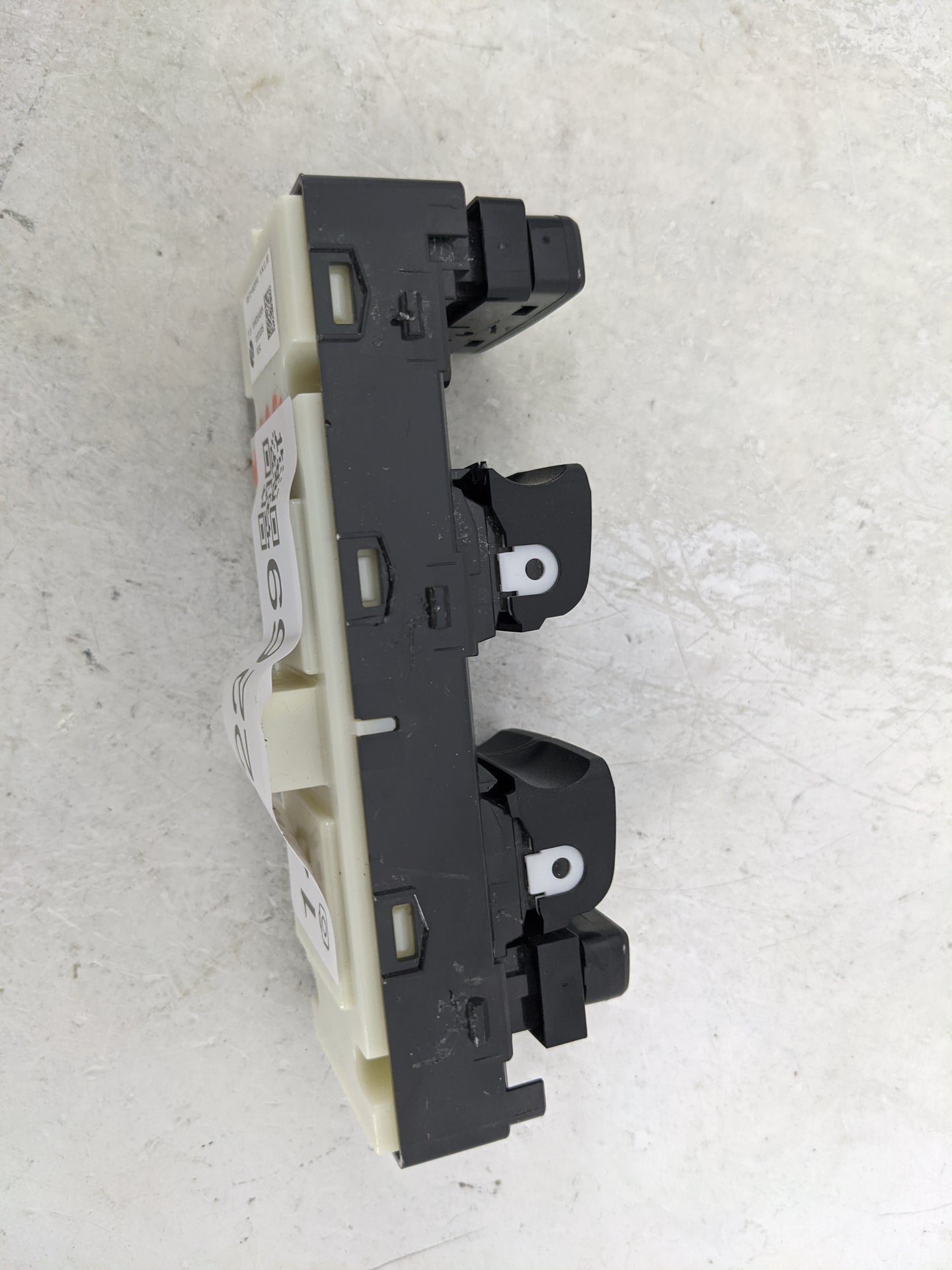 2021-2022 Hyundai Elantra Master Power Window Switch Replacement Driver Side Left P/N:93571-AA2004X SANGD1A180A Fits OEM Use