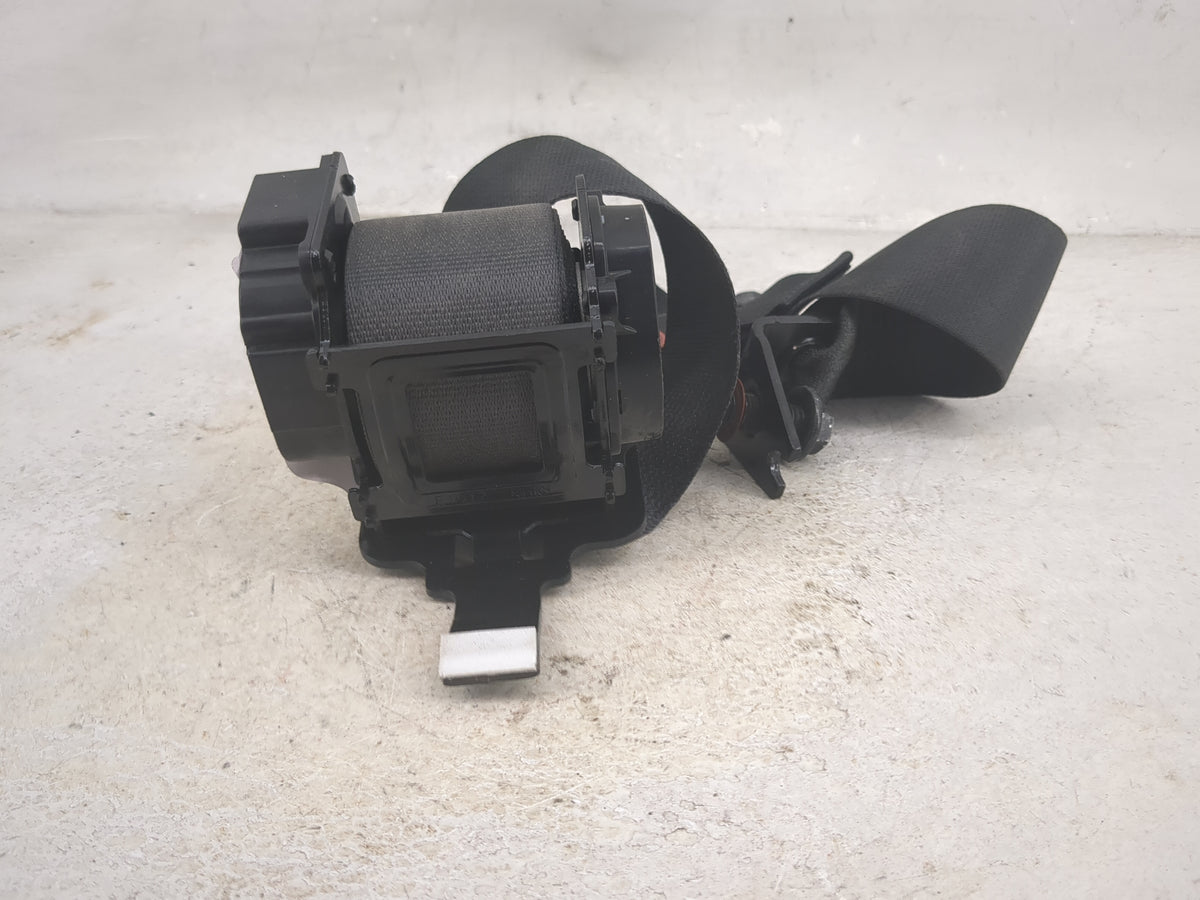 2022 Hyundai Elantra Left Driver Seat Belt Rear Retractor - Oemusedautoparts1.com