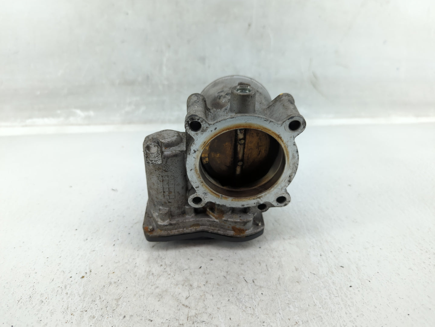 2021-2022 Hyundai Elantra Throttle Body P/N:35100-2J410 Fits Fits 2021 2022 OEM Used Auto Parts - Oemusedautoparts1.com