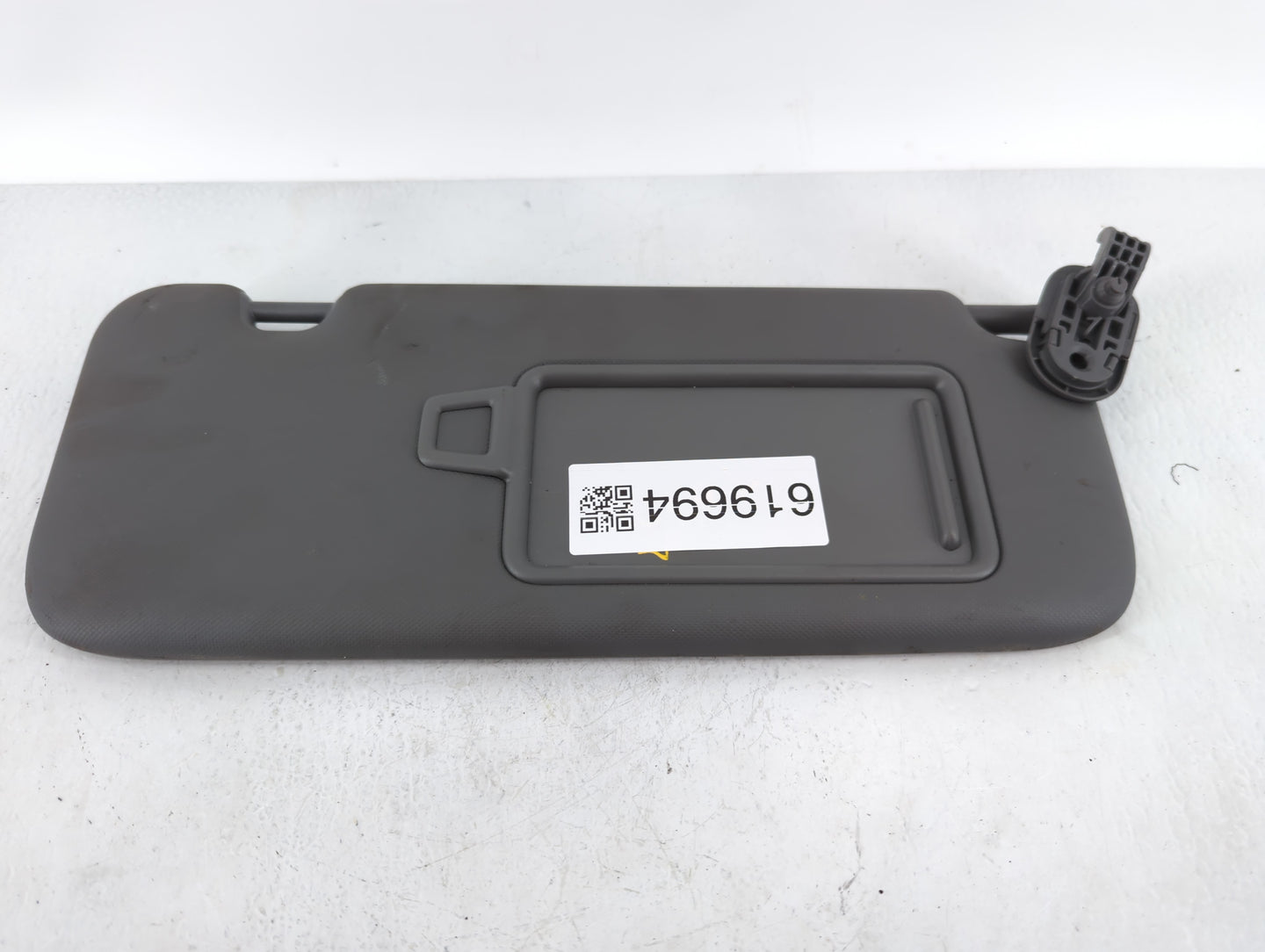 2021-2022 Hyundai Elantra Sun Visor Shade Replacement Passenger Right Mirror Fits Fits 2021 2022 OEM Used Auto Parts - Oemus
