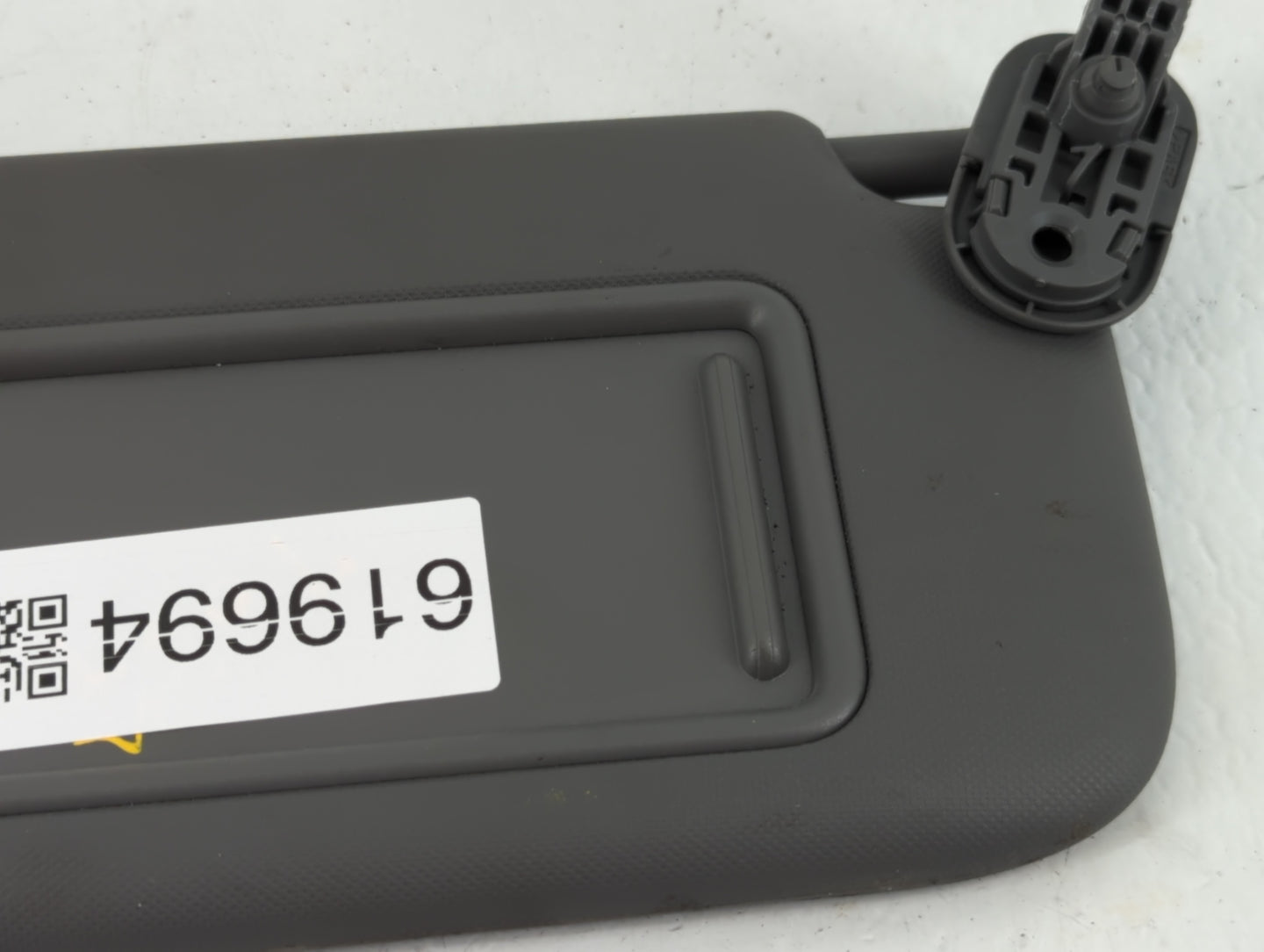 2021-2022 Hyundai Elantra Sun Visor Shade Replacement Passenger Right Mirror Fits Fits 2021 2022 OEM Used Auto Parts - Oemus