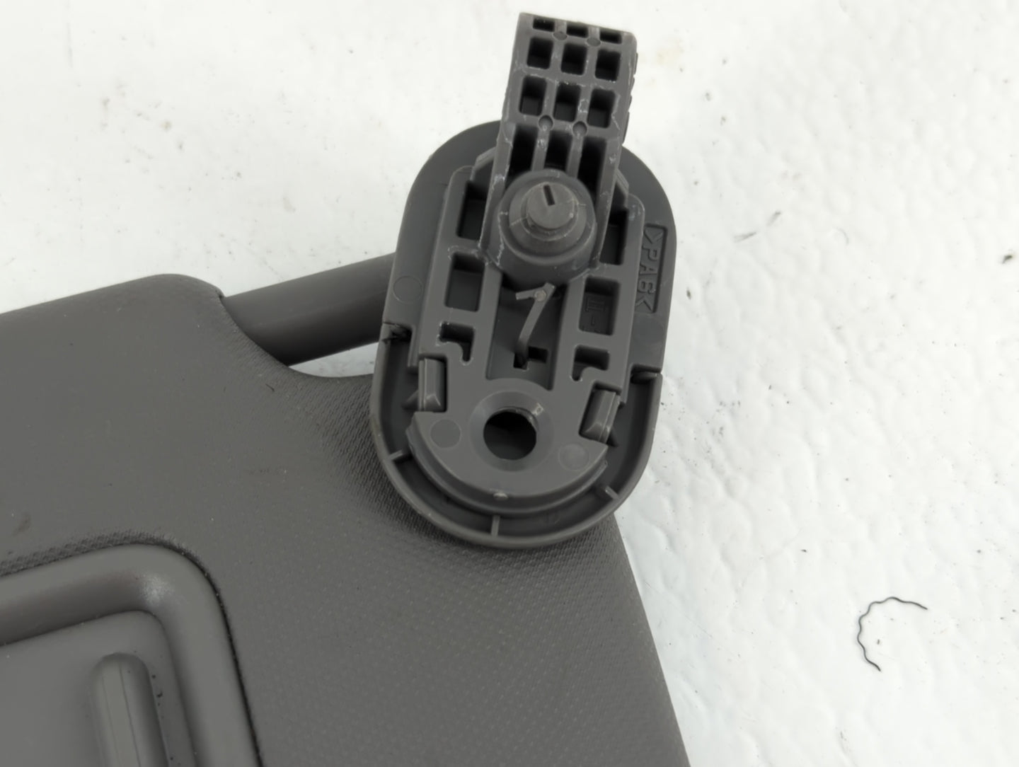 2021-2022 Hyundai Elantra Sun Visor Shade Replacement Passenger Right Mirror Fits Fits 2021 2022 OEM Used Auto Parts - Oemus