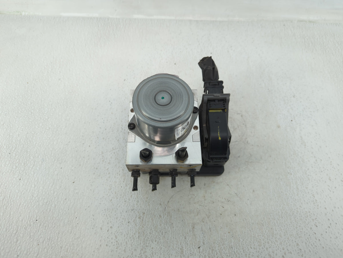 2021-2022 Hyundai Elantra Anti-Lock Brake ABS Pump Module Actuator OEM P/N:61589-43200 Fits Fits 2021 2022 OEM Used Auto Par