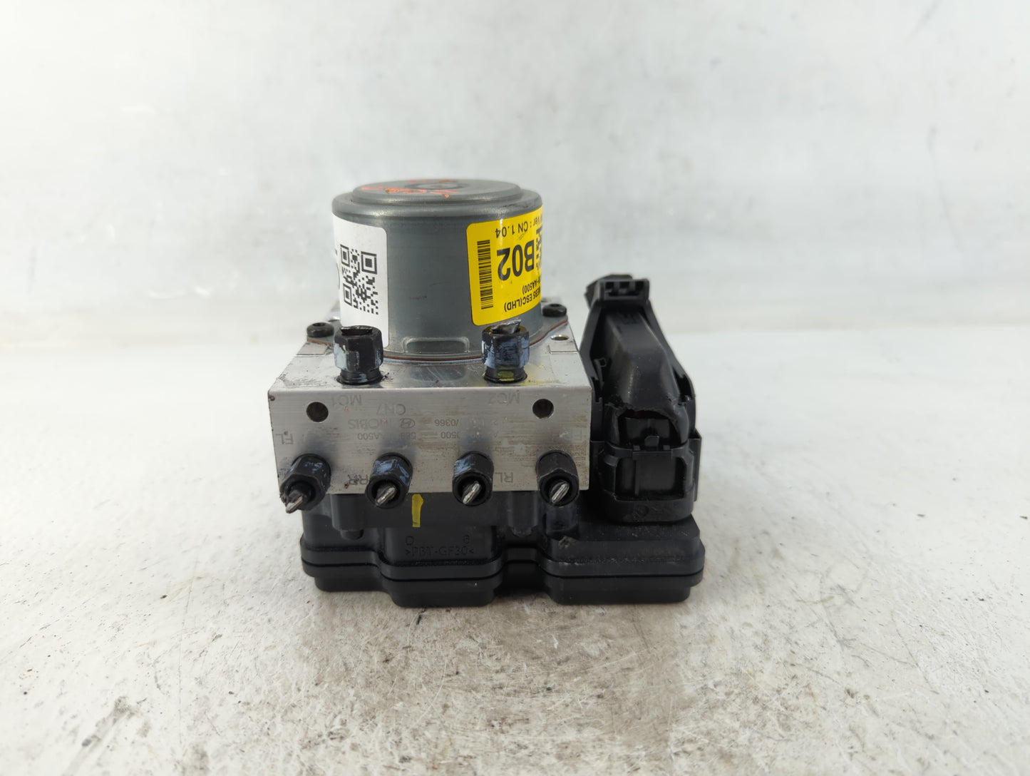 2021-2022 Hyundai Elantra ABS Pump Control Module Replacement P/N:58900-AA500 Fits Fits 2021 2022 OEM Used Auto Parts - Oemu