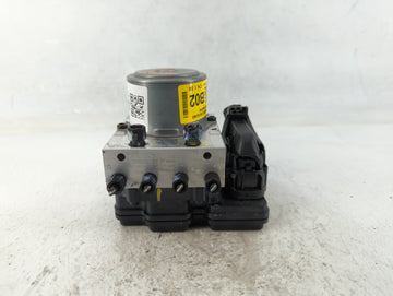 2021-2022 Hyundai Elantra ABS Pump Control Module Replacement P/N:58900-AA500 Fits Fits 2021 2022 OEM Used Auto Parts - Oemu