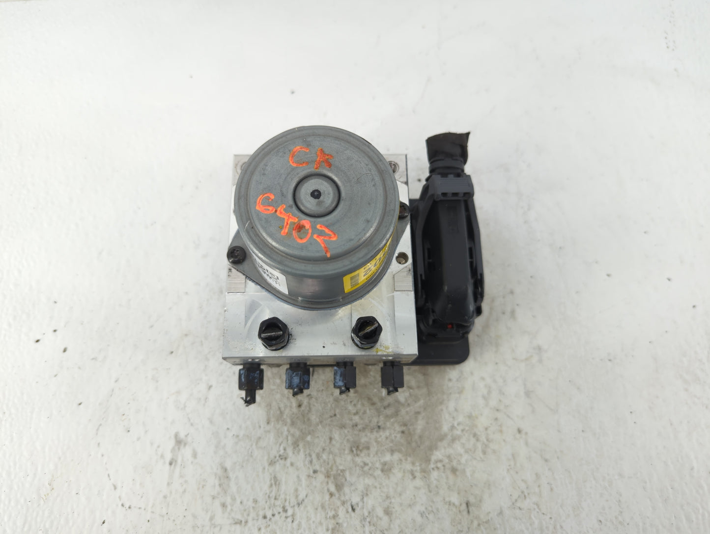 2021-2022 Hyundai Elantra ABS Pump Control Module Replacement P/N:58900-AA500 Fits Fits 2021 2022 OEM Used Auto Parts - Oemu