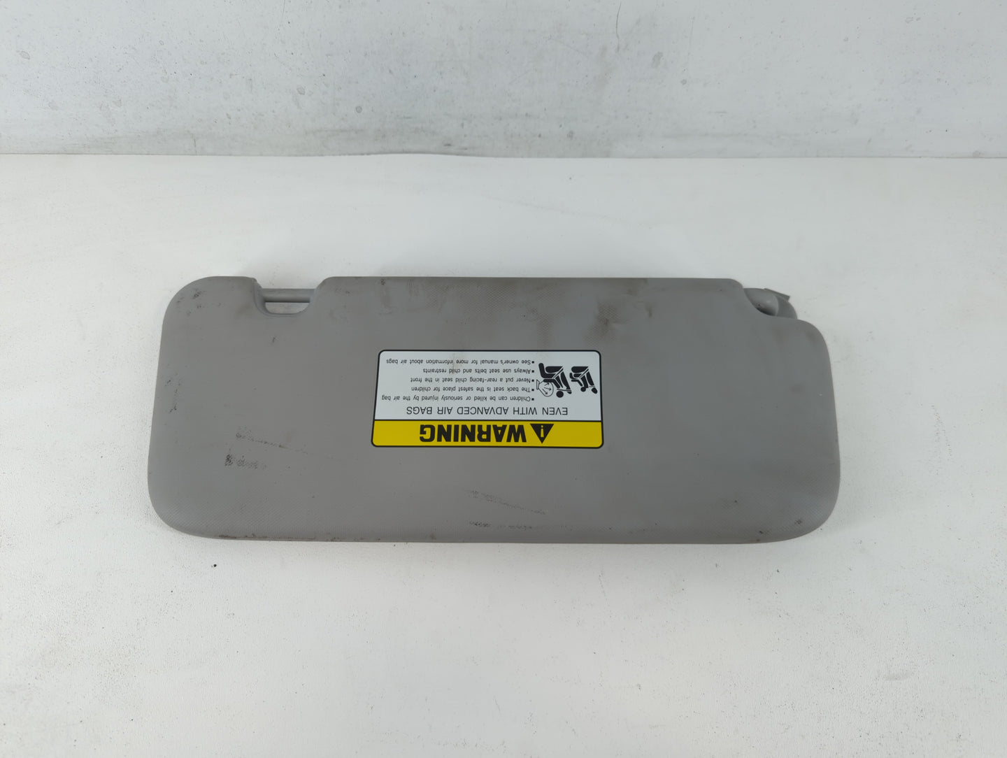 2021-2022 Hyundai Elantra Sun Visor Shade Replacement Driver Left Mirror Fits Fits 2021 2022 OEM Used Auto Parts - Oemusedau