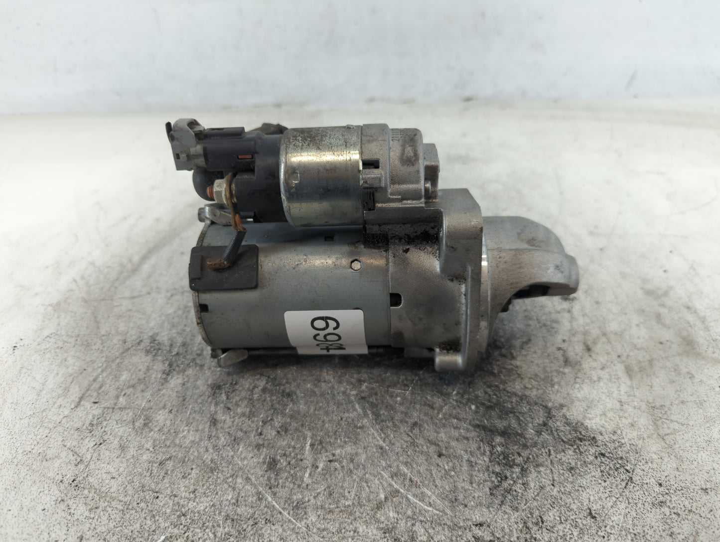 2021-2022 Hyundai Elantra Car Starter Motor Solenoid OEM P/N:1216881 36100-2J100 Fits Fits 2021 2022 OEM Used Auto Parts - O