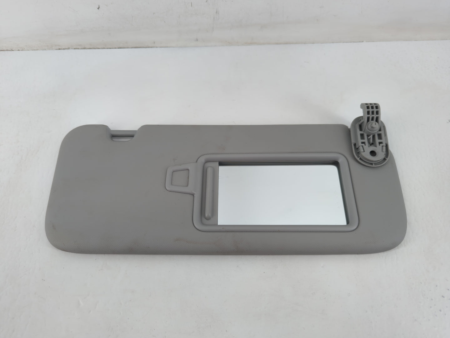 2021-2022 Hyundai Elantra Sun Visor Shade Replacement Passenger Right Mirror Fits Fits 2021 2022 OEM Used Auto Parts - Oemus