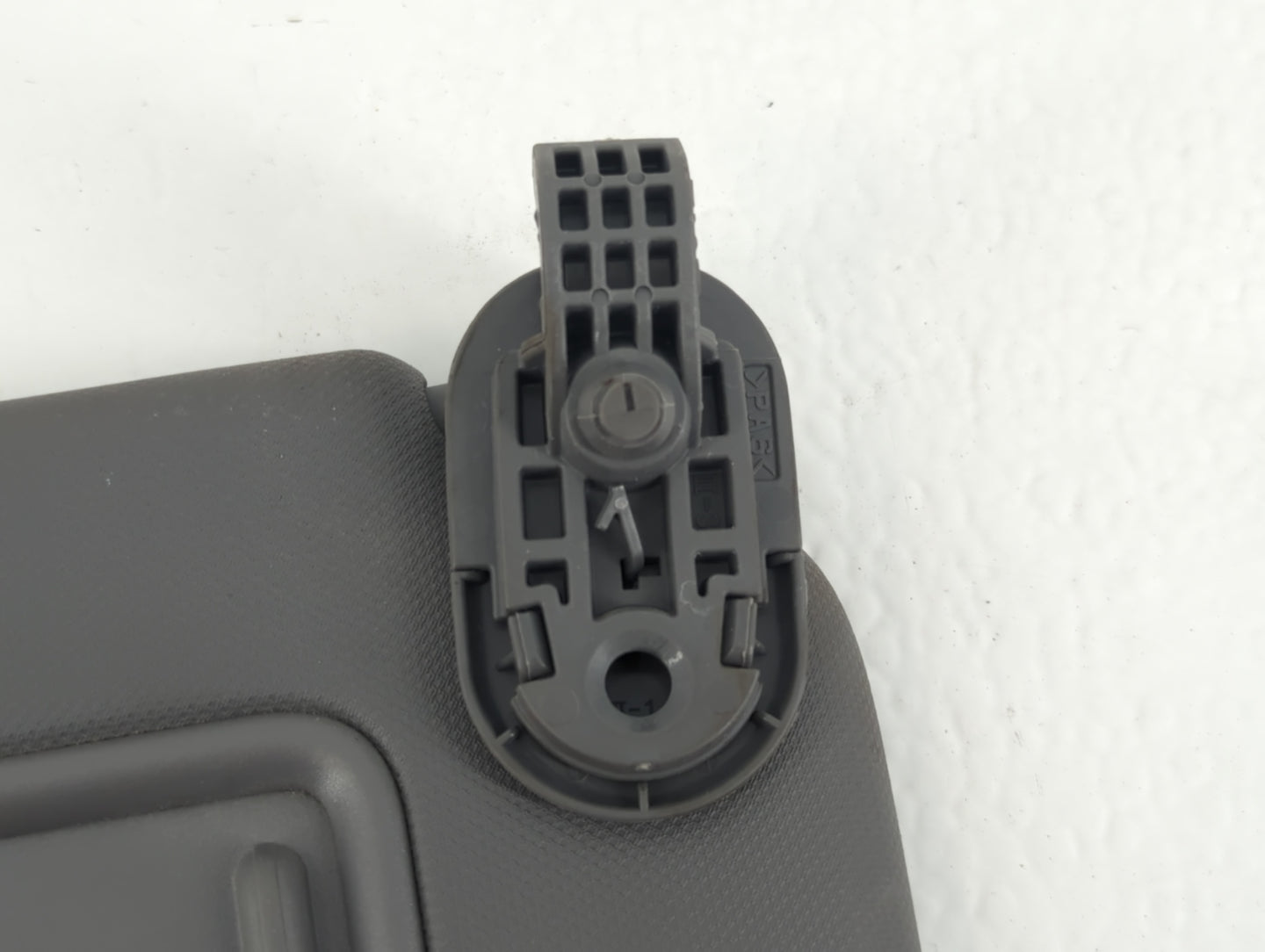 2021-2022 Hyundai Elantra Sun Visor Shade Replacement Passenger Right Mirror Fits Fits 2021 2022 OEM Used Auto Parts - Oemus