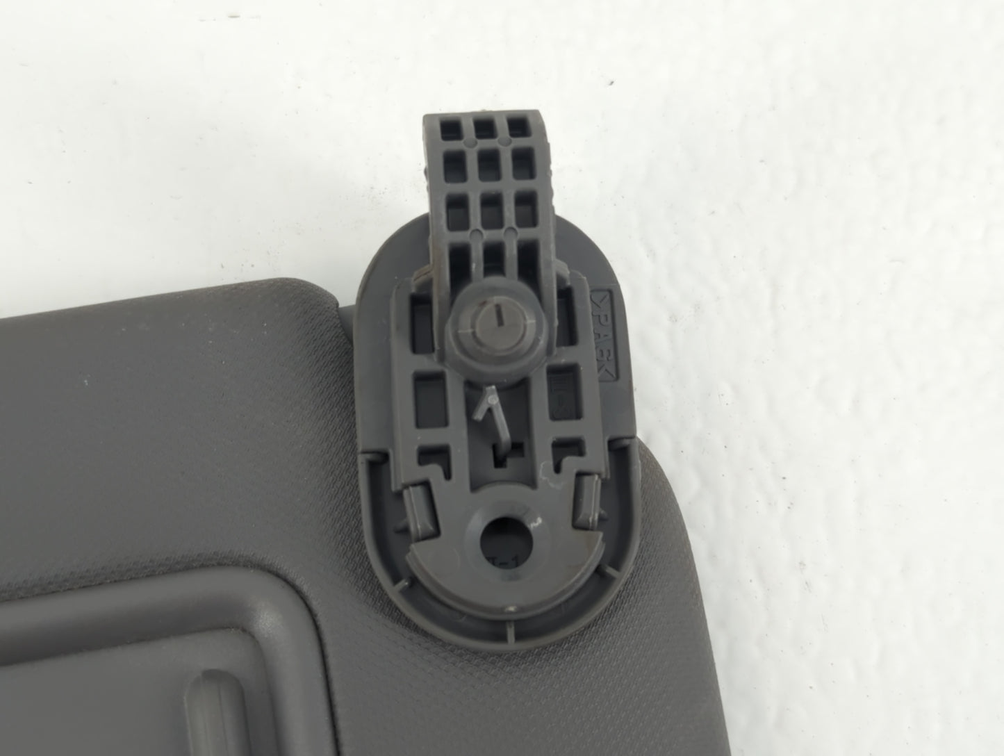 2021-2022 Hyundai Elantra Sun Visor Shade Replacement Passenger Right Mirror Fits Fits 2021 2022 OEM Used Auto Parts - Oemus