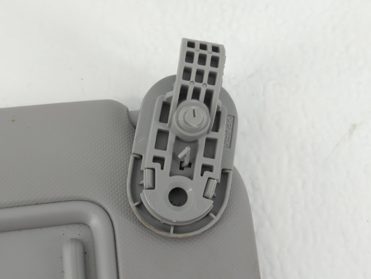 2021-2022 Hyundai Elantra Sun Visor Shade Replacement Passenger Right Mirror Fits Fits 2021 2022 OEM Used Auto Parts - Oemus