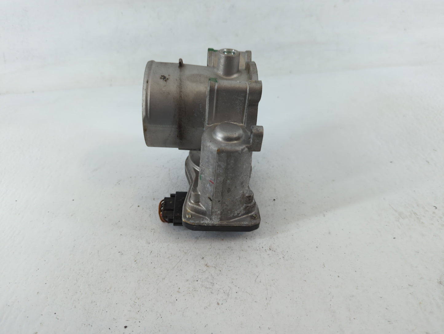 2021-2022 Hyundai Elantra Throttle Body P/N:6270 10E12 35100-2J410 Fits Fits 2021 2022 OEM Used Auto Parts - Oemusedautopart