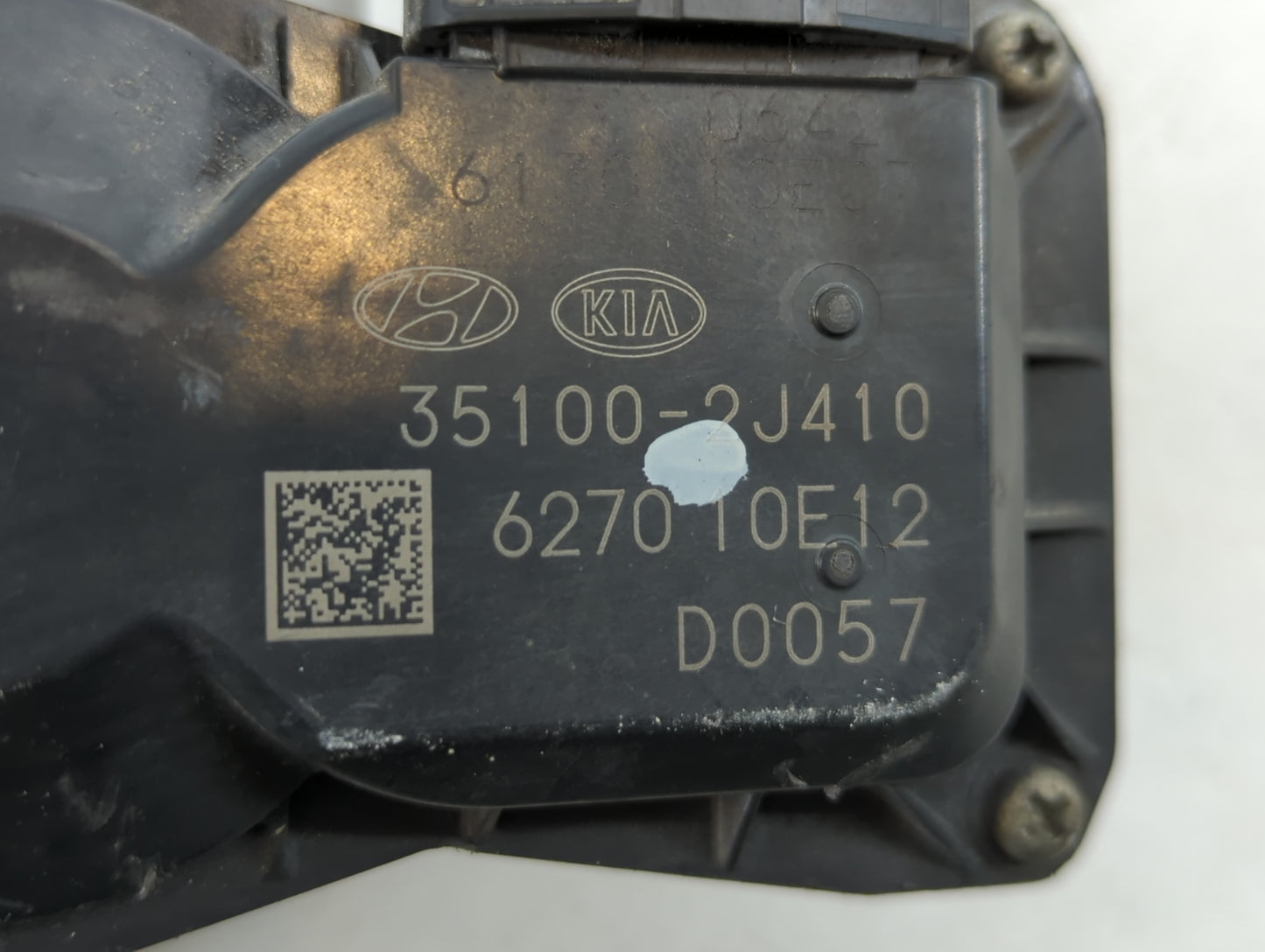 2021-2022 Hyundai Elantra Throttle Body P/N:6270 10E12 35100-2J410 Fits Fits 2021 2022 OEM Used Auto Parts - Oemusedautopart