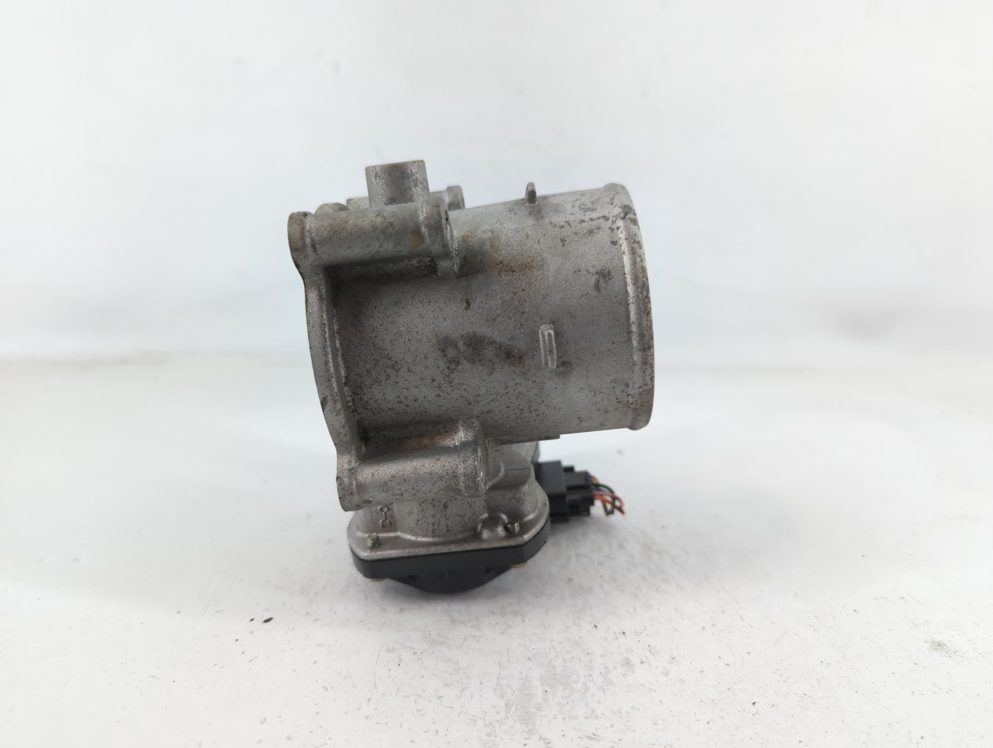 2021-2022 Hyundai Elantra Throttle Body P/N:6270 09E03 35100-2J410 Fits Fits 2021 2022 OEM Used Auto Parts - Oemusedautopart