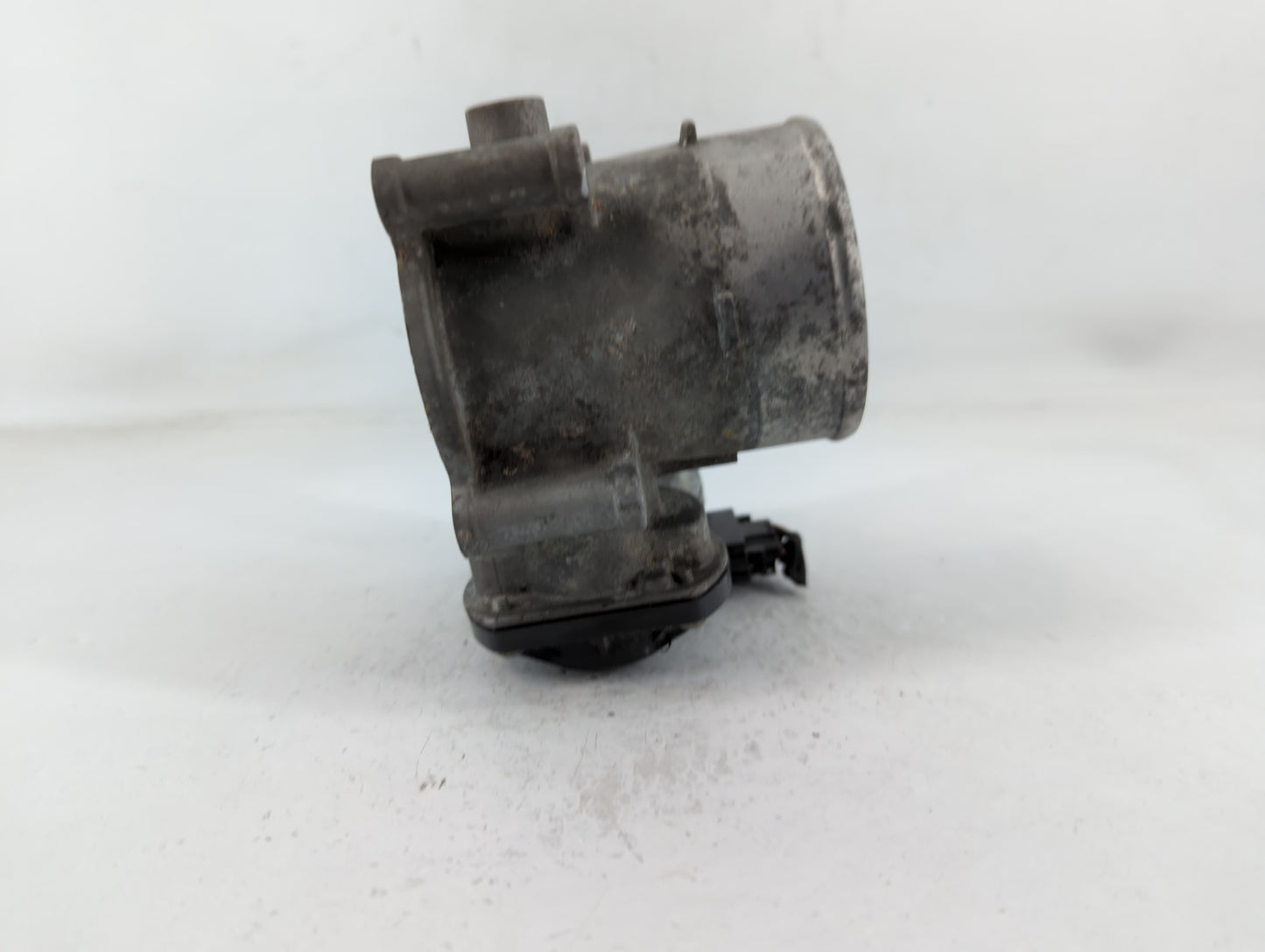 2021-2022 Hyundai Elantra Throttle Body P/N:6270 03E20 35100-2J410 Fits Fits 2021 2022 OEM Used Auto Parts - Oemusedautopart
