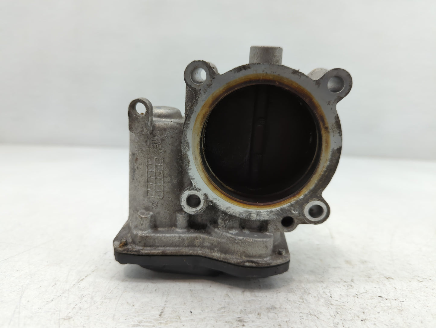 2021-2022 Hyundai Elantra Throttle Body P/N:35100-2J410 Fits Fits 2021 2022 OEM Used Auto Parts - Oemusedautoparts1.com