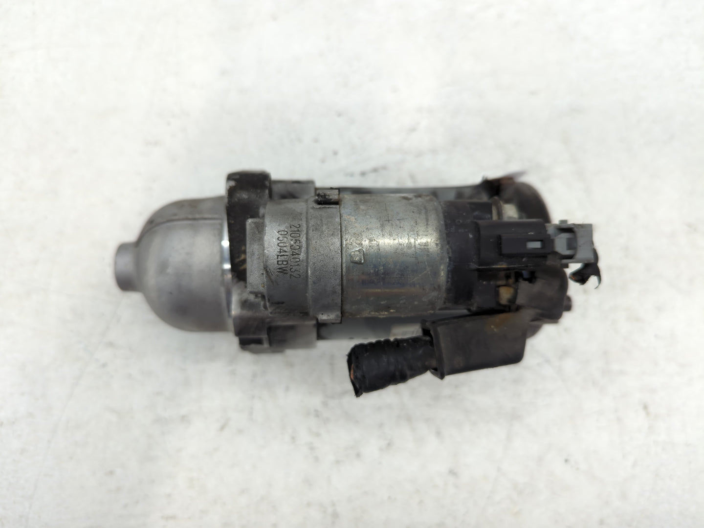 2021-2022 Hyundai Elantra Car Starter Motor Solenoid OEM P/N:1216880 36100-2J300 Fits Fits 2021 2022 OEM Used Auto Parts - O