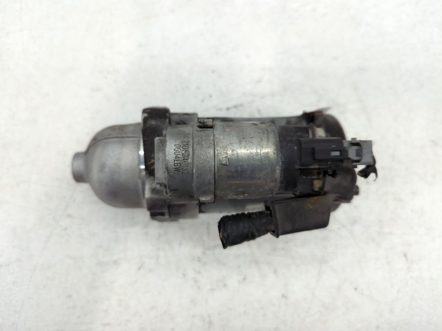2021-2022 Hyundai Elantra Car Starter Motor Solenoid OEM P/N:1216880 36100-2J300 Fits Fits 2021 2022 OEM Used Auto Parts - O