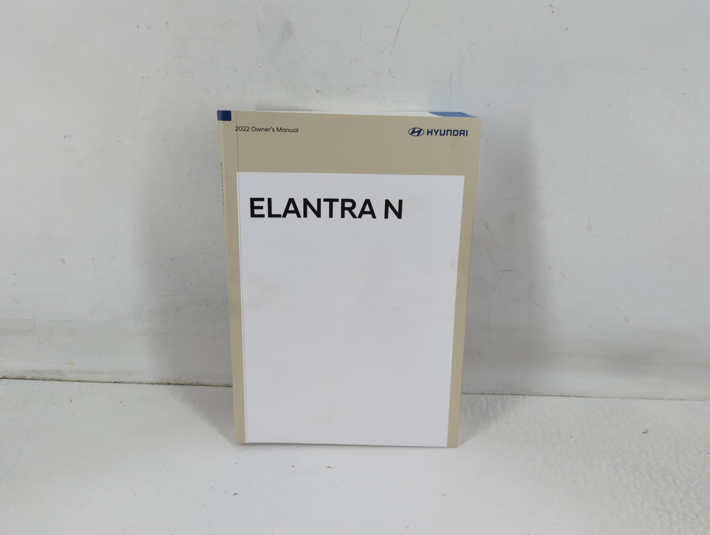 2022 Hyundai Elantra Owners Manual Book Guide P/N:NIBO-EU25F OEM Used Auto Parts - Oemusedautoparts1.com