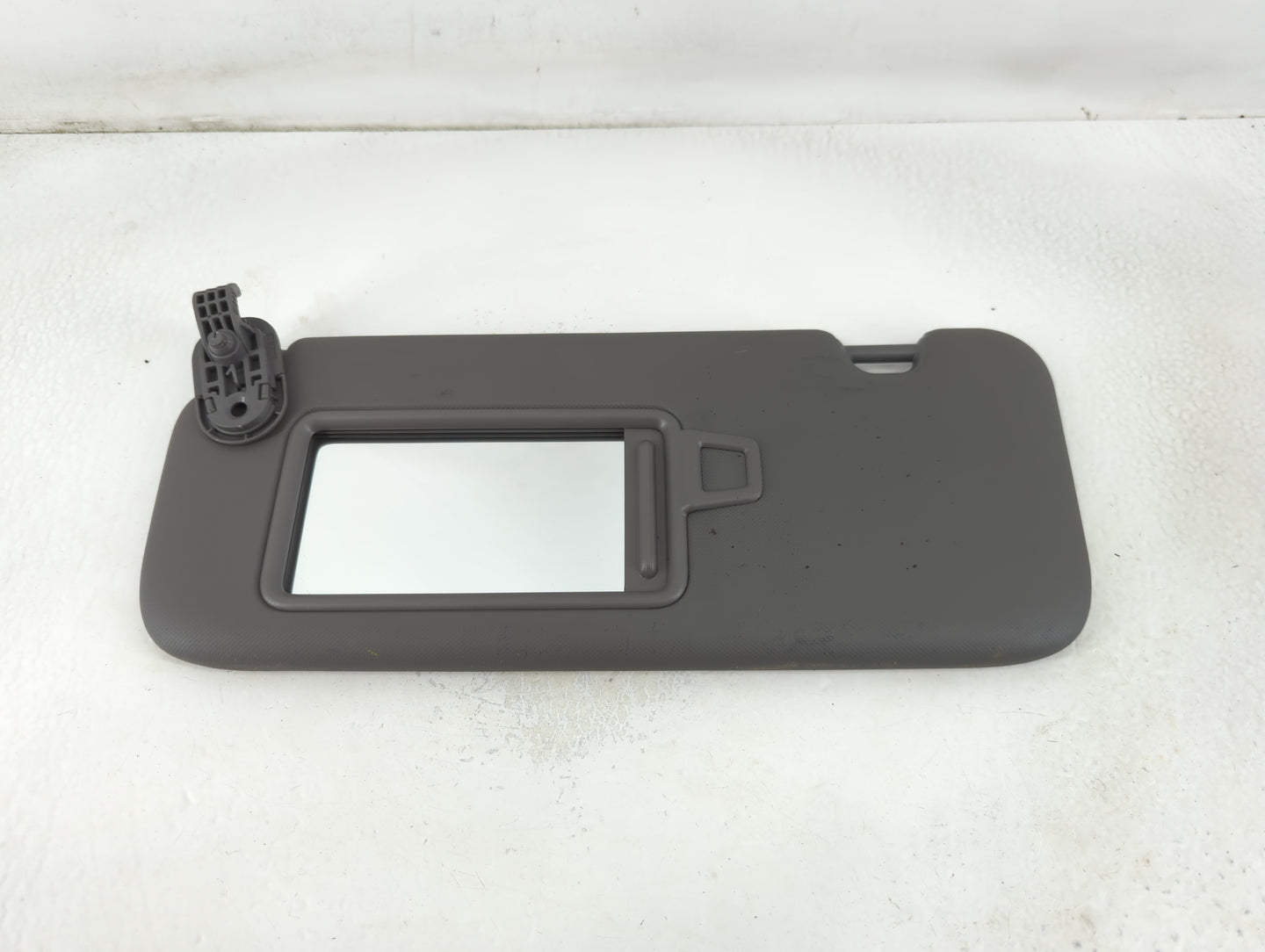 2021-2022 Hyundai Elantra Sun Visor Shade Replacement Driver Left Mirror Fits Fits 2021 2022 OEM Used Auto Parts - Oemusedau