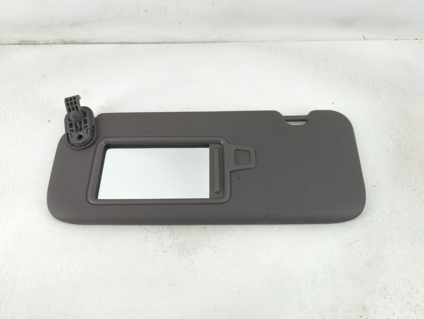 2021-2022 Hyundai Elantra Sun Visor Shade Replacement Driver Left Mirror Fits Fits 2021 2022 OEM Used Auto Parts - Oemusedau