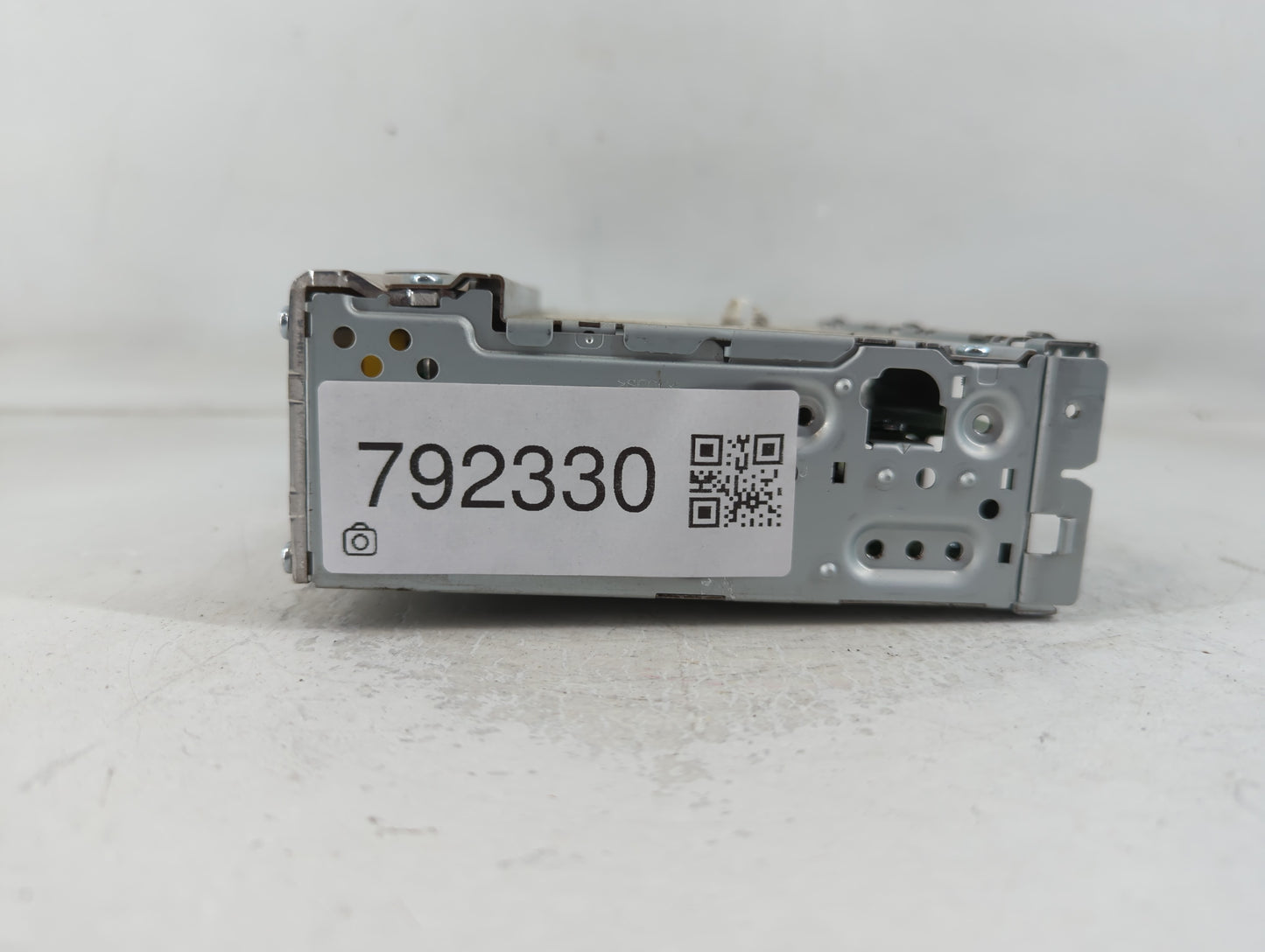 2021-2022 Hyundai Elantra Radio AM FM Cd Player Receiver Replacement P/N:96160-AA240L5R Fits Fits 2021 2022 OEM Used Auto Pa