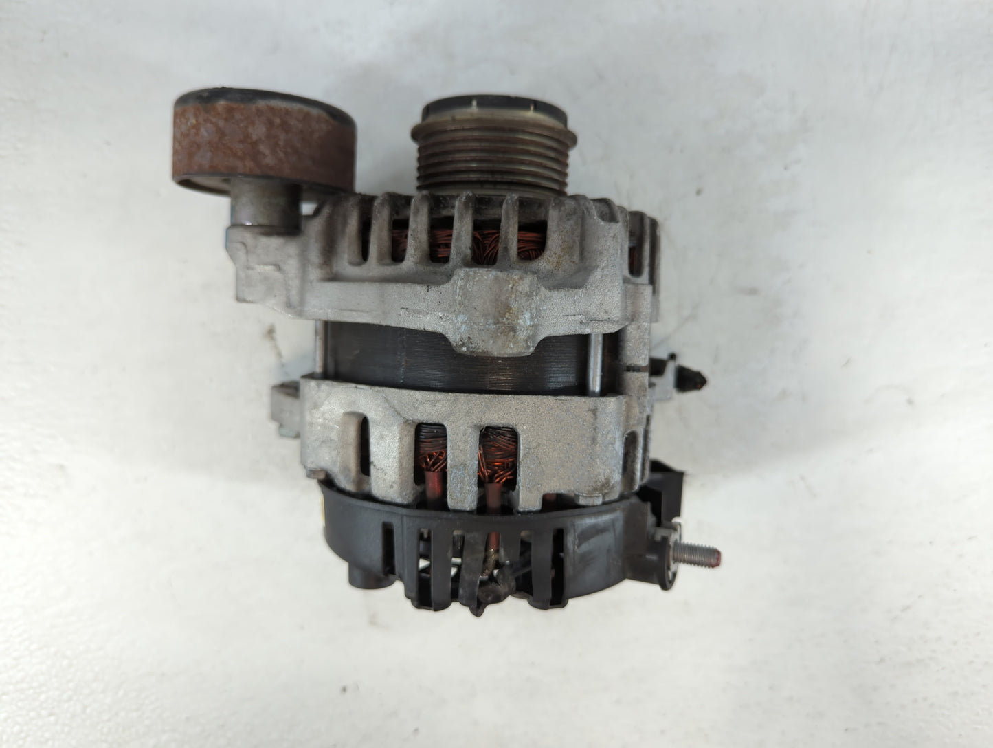 2021-2022 Hyundai Elantra Alternator Replacement Generator Charging Assembly Engine OEM P/N:37300-2J355 Fits Fits 2021 2022 