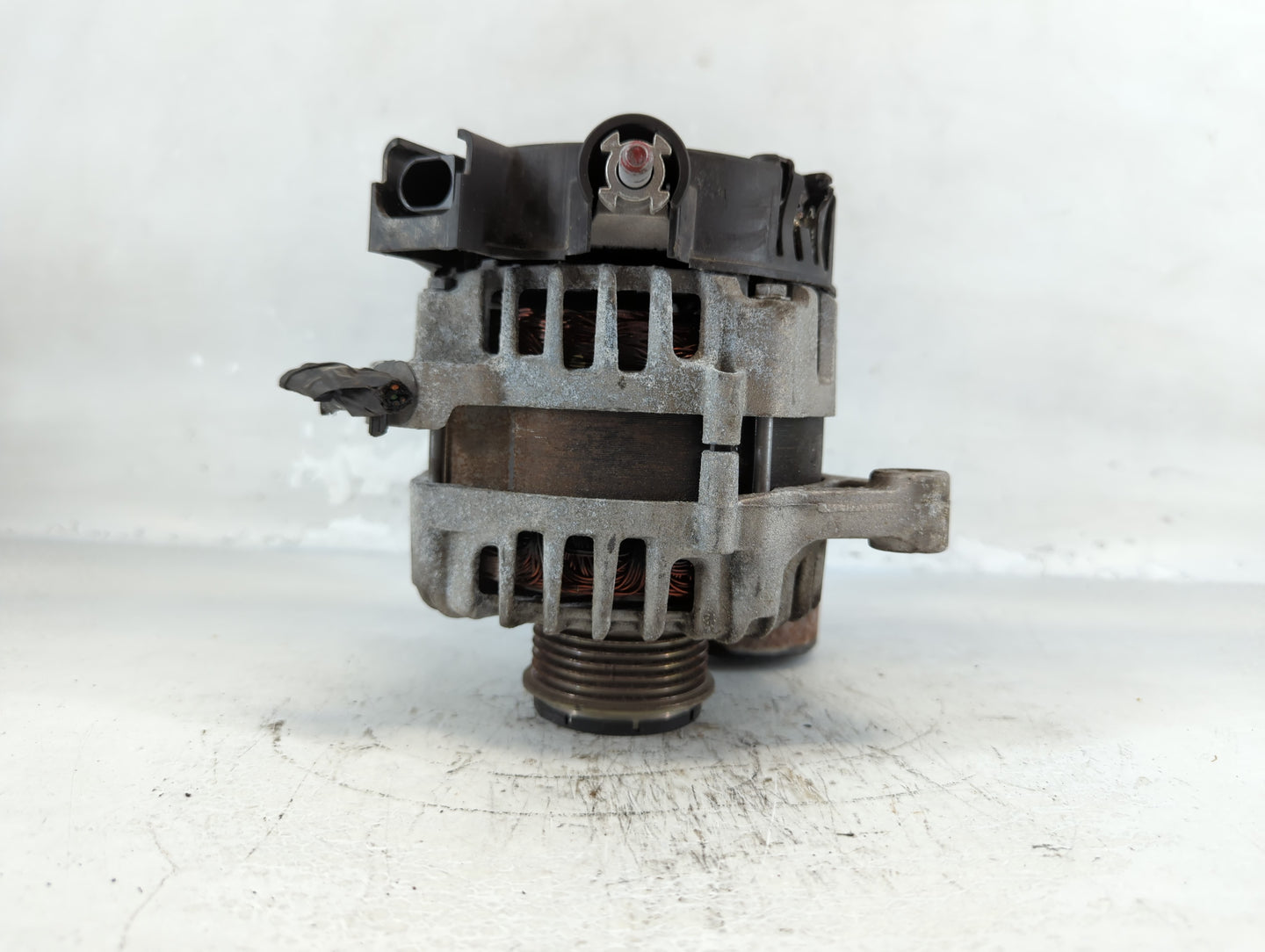 2021-2022 Hyundai Elantra Alternator Replacement Generator Charging Assembly Engine OEM P/N:37300-2J355 Fits Fits 2021 2022 