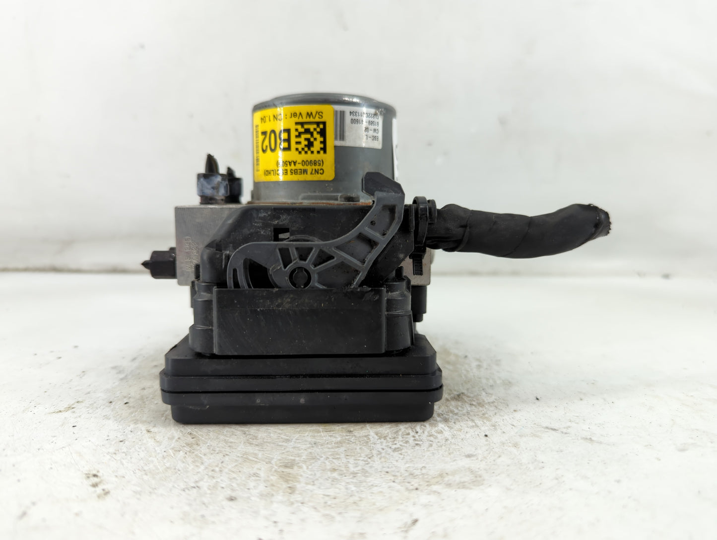 2021-2022 Hyundai Elantra ABS Pump Control Module Replacement P/N:61589-41600 58900-AA500 Fits Fits 2021 2022 OEM Used Auto 
