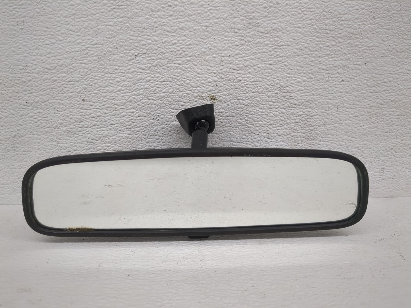 2017-2020 Hyundai Ioniq Interior Rear View Mirror Replacement OEM Fits OEM Used Auto Parts - Oemusedautoparts1.com