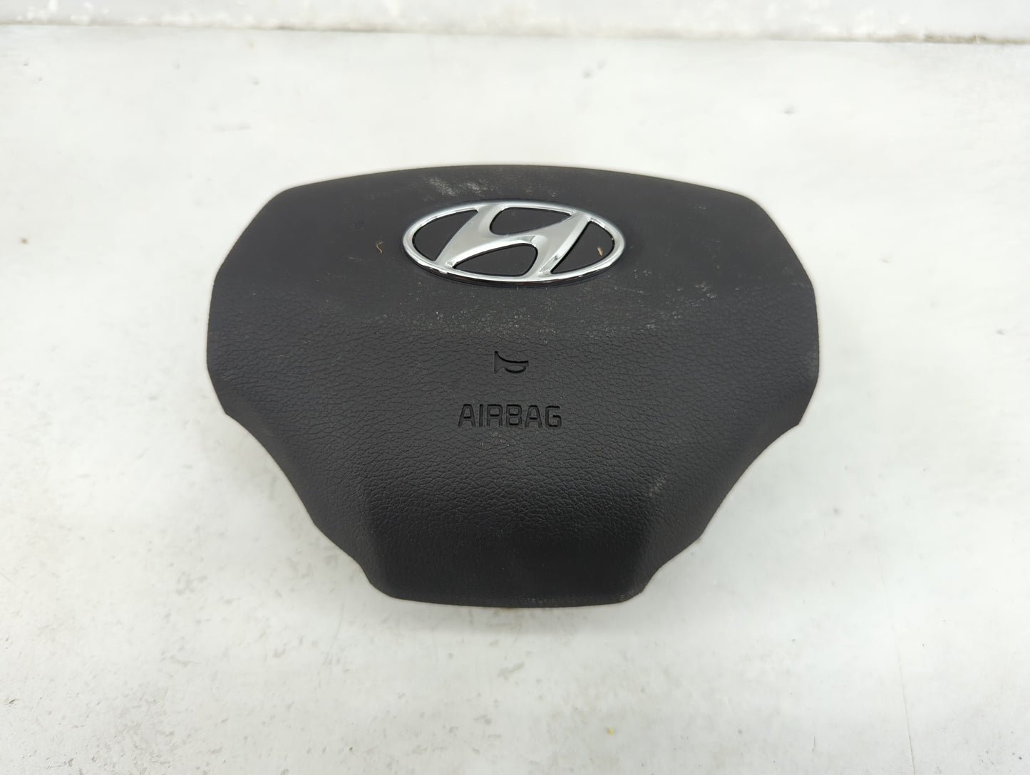 2017-2020 Hyundai Ioniq Air Bag Driver Left Steering Wheel Mounted - Oemusedautoparts1.com