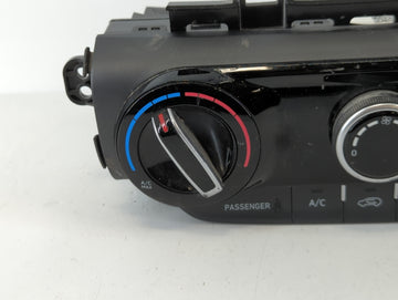 2022 Hyundai Kona Climate Control Module Temperature AC/Heater Replacement P/N:97250-J9AE0 Fits OEM Used Auto Parts