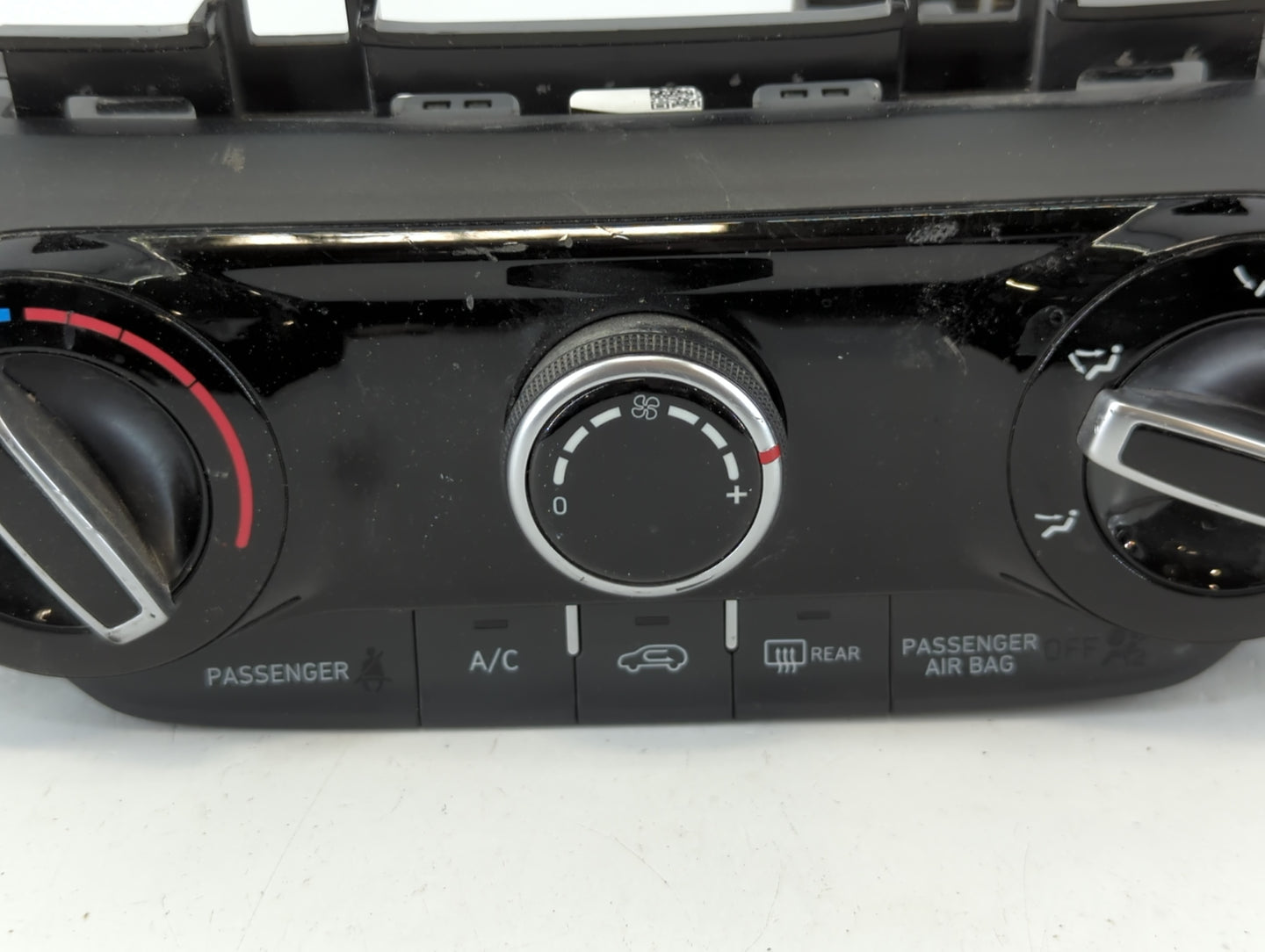 2022 Hyundai Kona Climate Control Module Temperature AC/Heater Replacement P/N:97250-J9AE0 Fits OEM Used Auto Parts - Oemuse