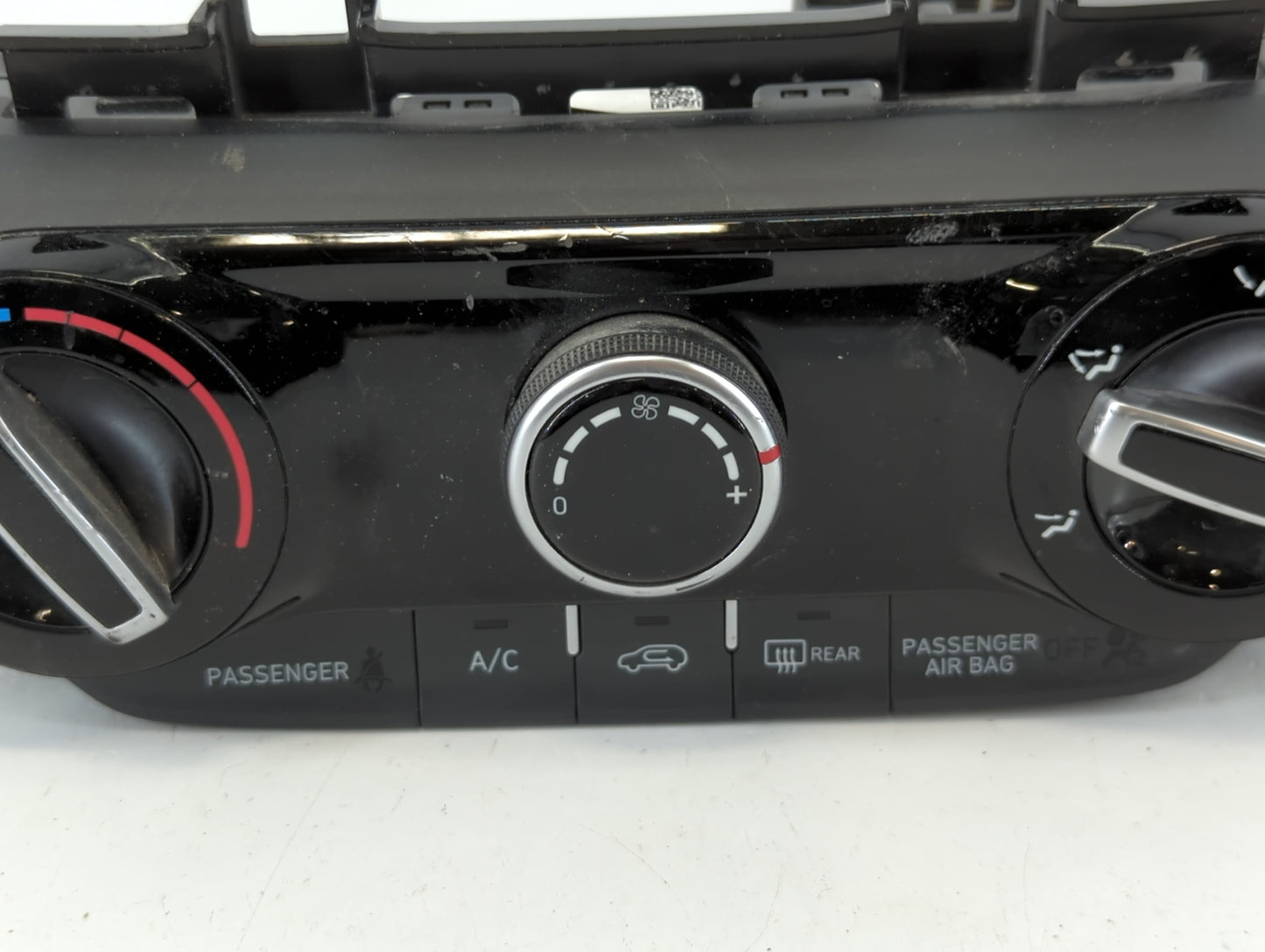 2022 Hyundai Kona Climate Control Module Temperature AC/Heater Replacement P/N:97250-J9AE0 Fits OEM Used Auto Parts - Oemuse
