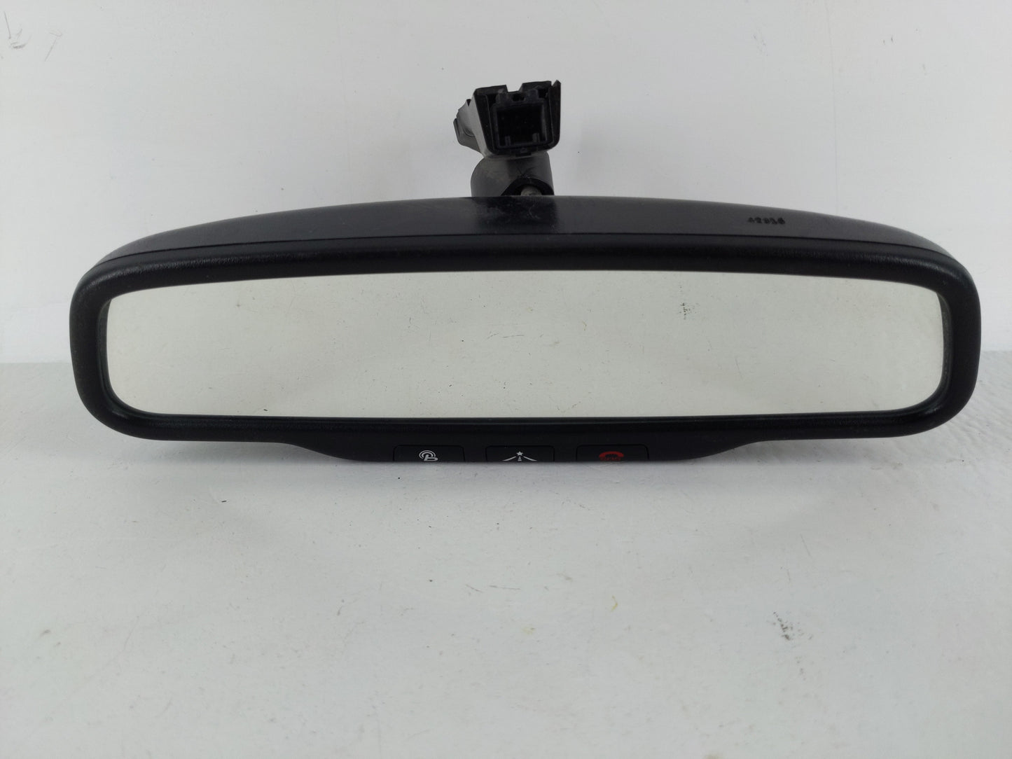 2018-2022 Hyundai Kona Interior Rear View Mirror Replacement OEM P/N:E13049899 Fits Fits 2018 2019 2020 2021 2022 OEM Used A