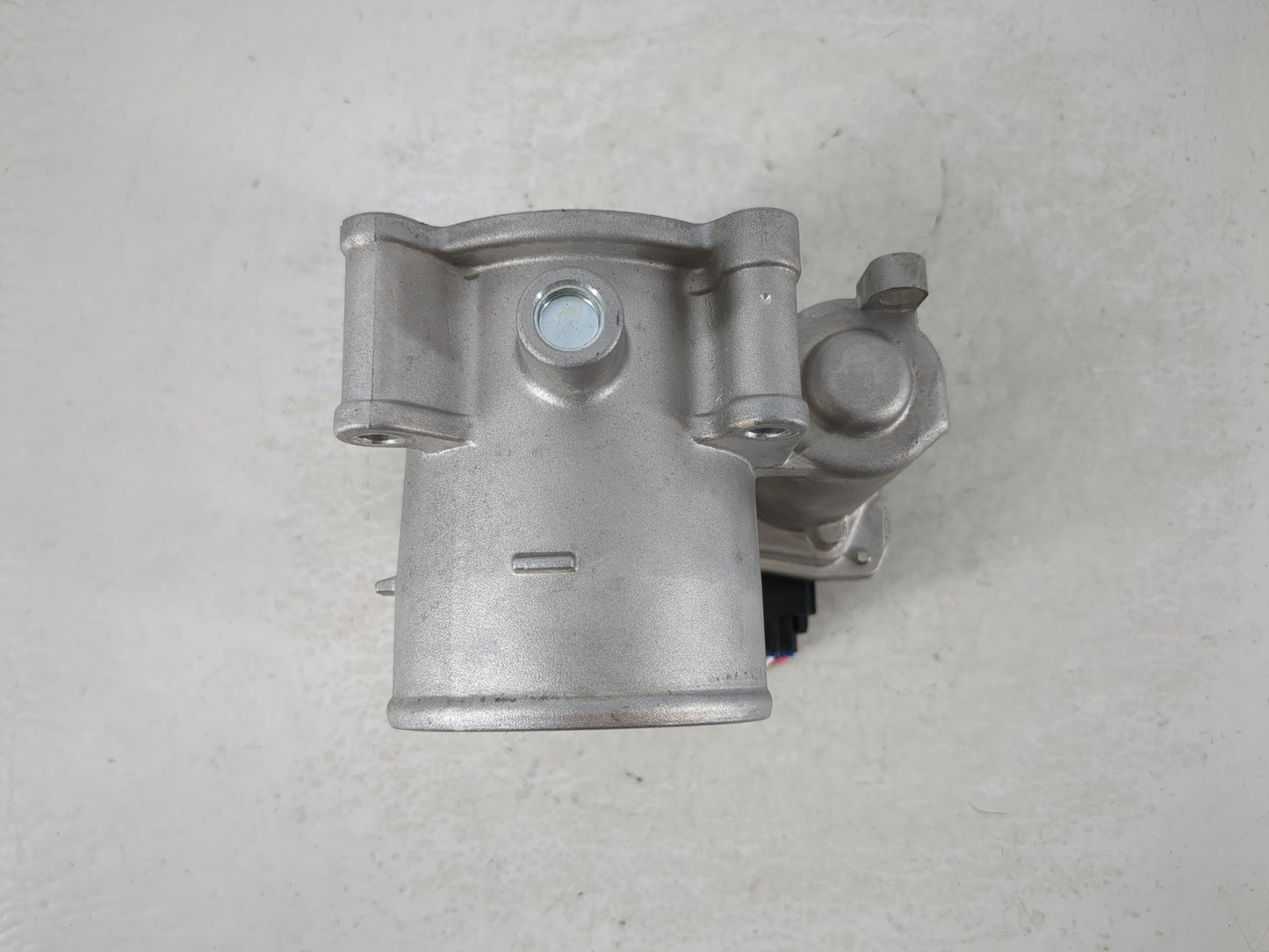 2022 Hyundai Kona Throttle Body P/N:35100-2J410 Fits Fits 2021 OEM Used Auto Parts - Oemusedautoparts1.com
