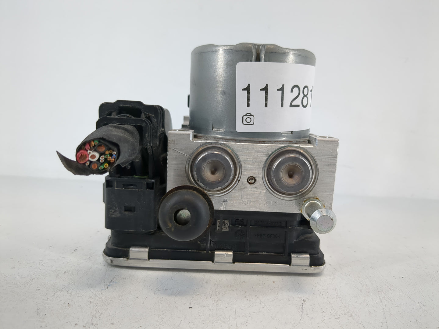 2022 Hyundai Kona ABS Pump Control Module Replacement Fits OEM Used Auto Parts - Oemusedautoparts1.com